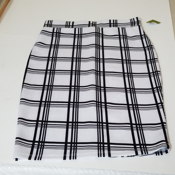 ultra freeze Dresses & Skirts - Ultra freeze skirt